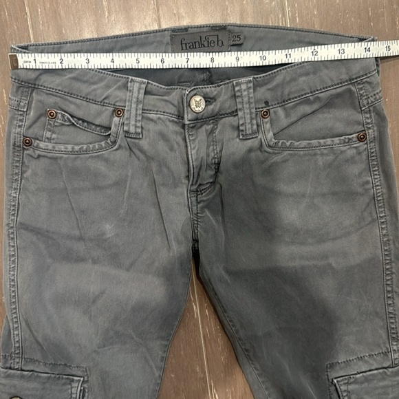 Vintage Frankie B. low rise 90’s Y2K gray cargo casual zipper leg pants size 25 - Picture 13 of 13